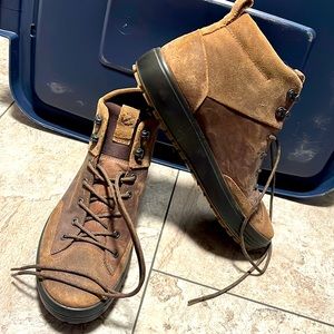 Men’s Ecco leather boots size 11